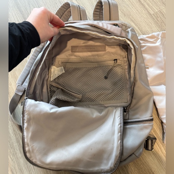 Lululemon Chrome Backpack - Picture 3 of 5